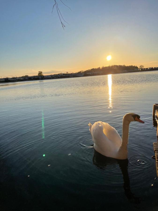 ホテル Sunscape Breaks At Tattershall Lakes エクステリア 写真